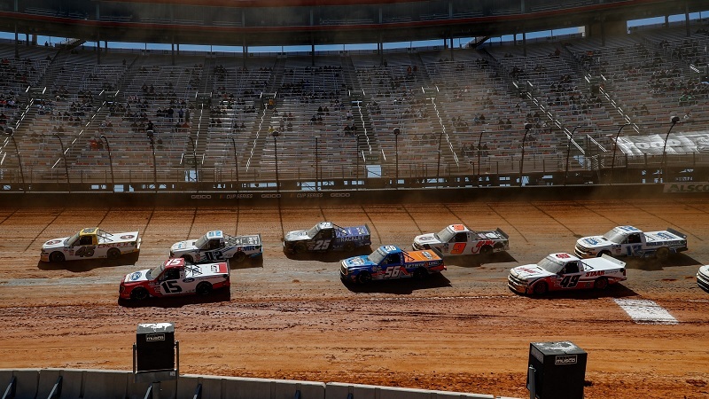 Pinty's Truck Race on Dirt Tickets