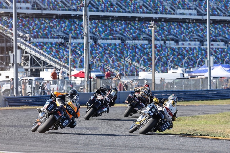 MotoAmerica Superbikes